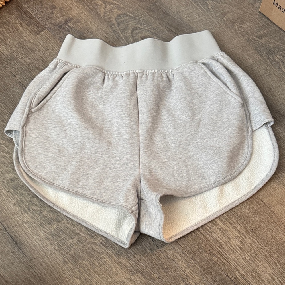 Gymshark Light Gray Women's Athletic Shorts
